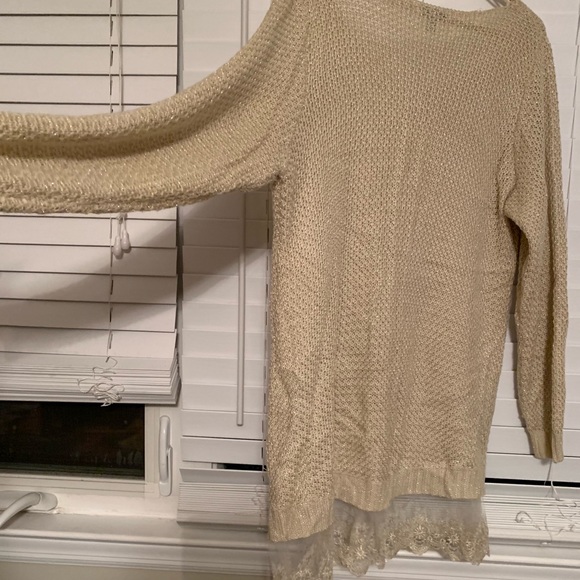 Sweater - Picture 3 of 4